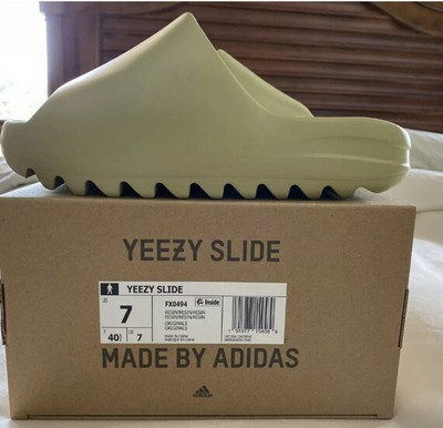 adidas Originals YEEZY SLIDE BONE FW6345 Online.